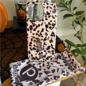 Loopy blonde tortoise iPhone 16 pro max Case